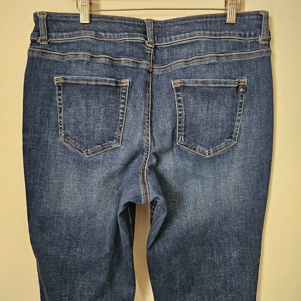 Maurices excellent jeans